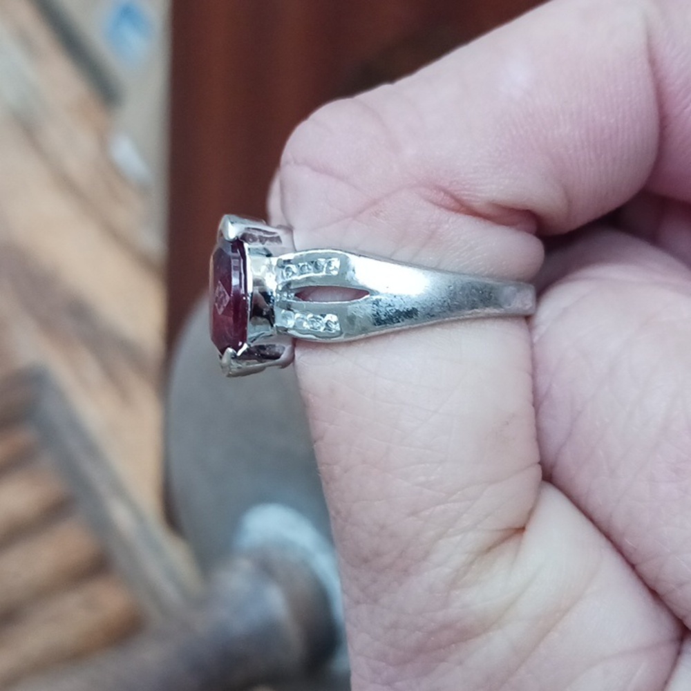 Beautiful!Vintage!925 Solid,Large,Cherry Red,Unid… - image 3